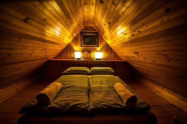 8 romantičnih hišk z jacuzzijem v Sloveniji