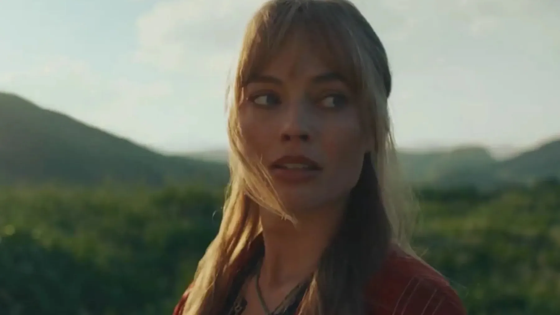 A Big Bold Beautiful Journey (2025): Margot Robbie in Colin Farrell potujeta skozi čas in ljubezen – ta film bo razbil vaša srca (in zlepil nazaj)