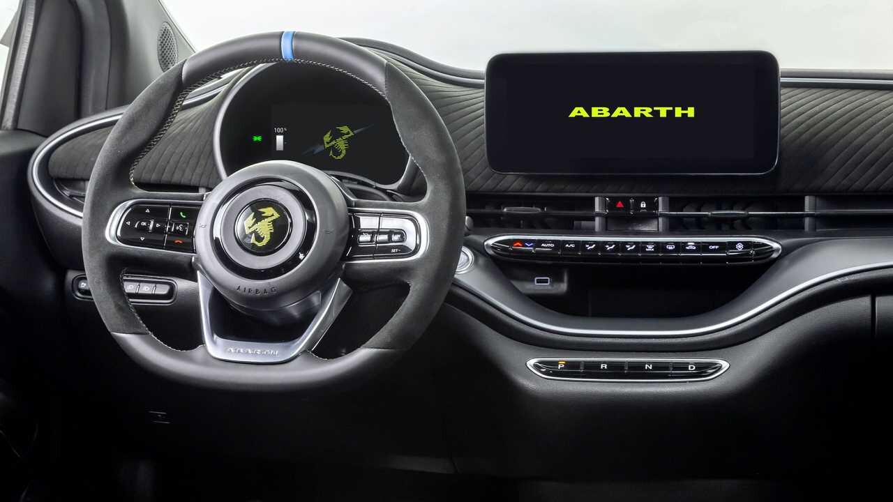 abarth-500e (4)