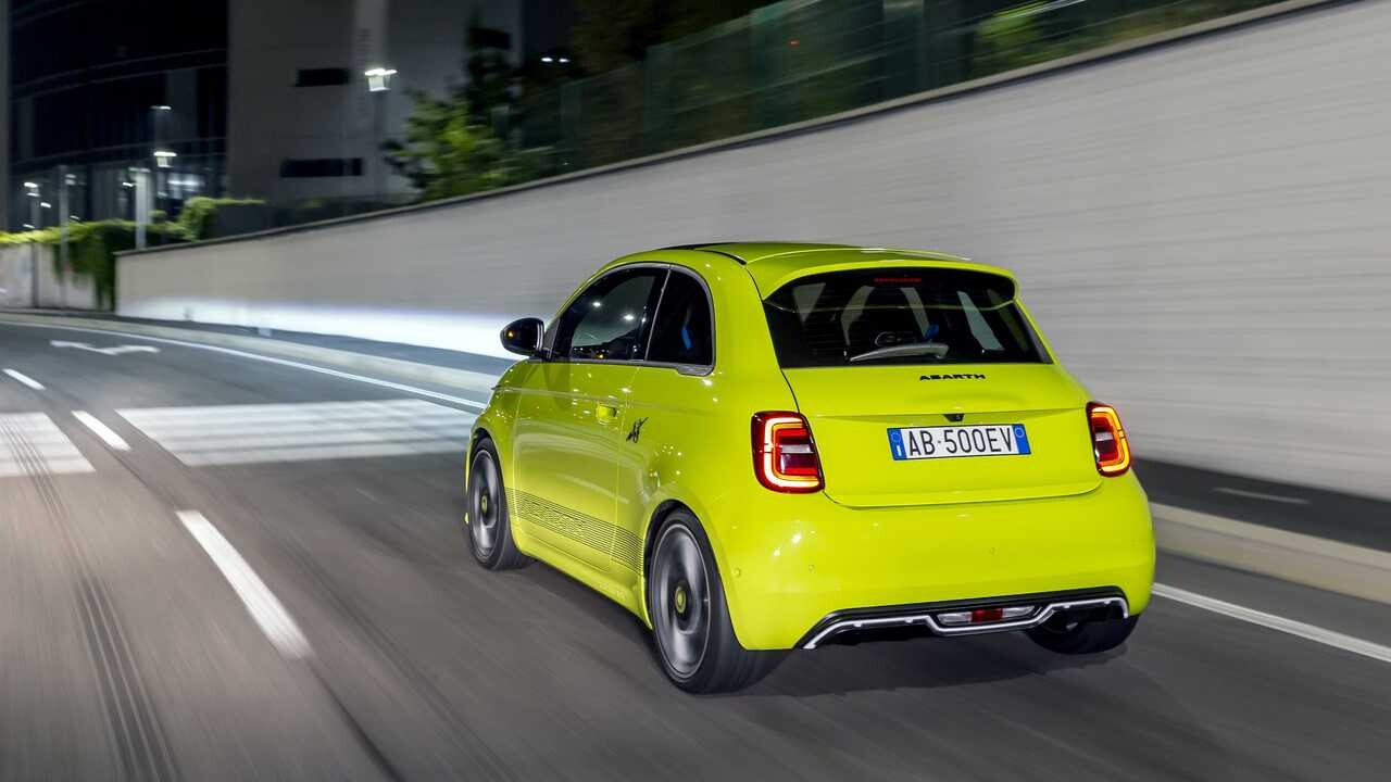 abarth-500e (2)
