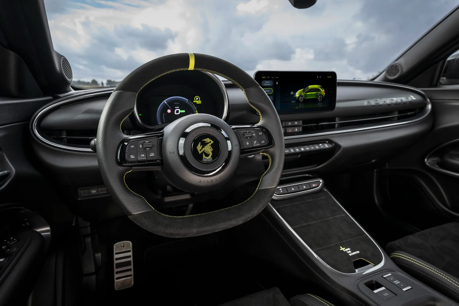 Abarth 600e: Najmočnejši Abarth vseh časov – Električni škorpijon z 280 konjskimi močmi!