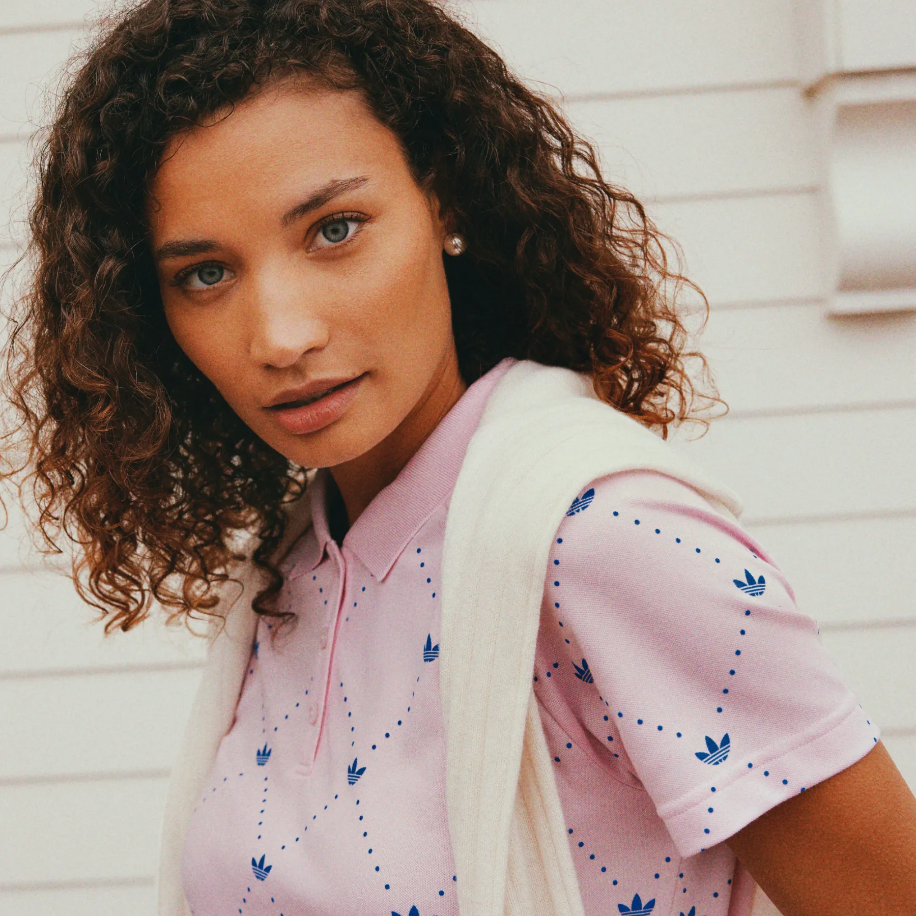 adidas Originals se vrača na golf igrišča in jih spreminja v modno pisto