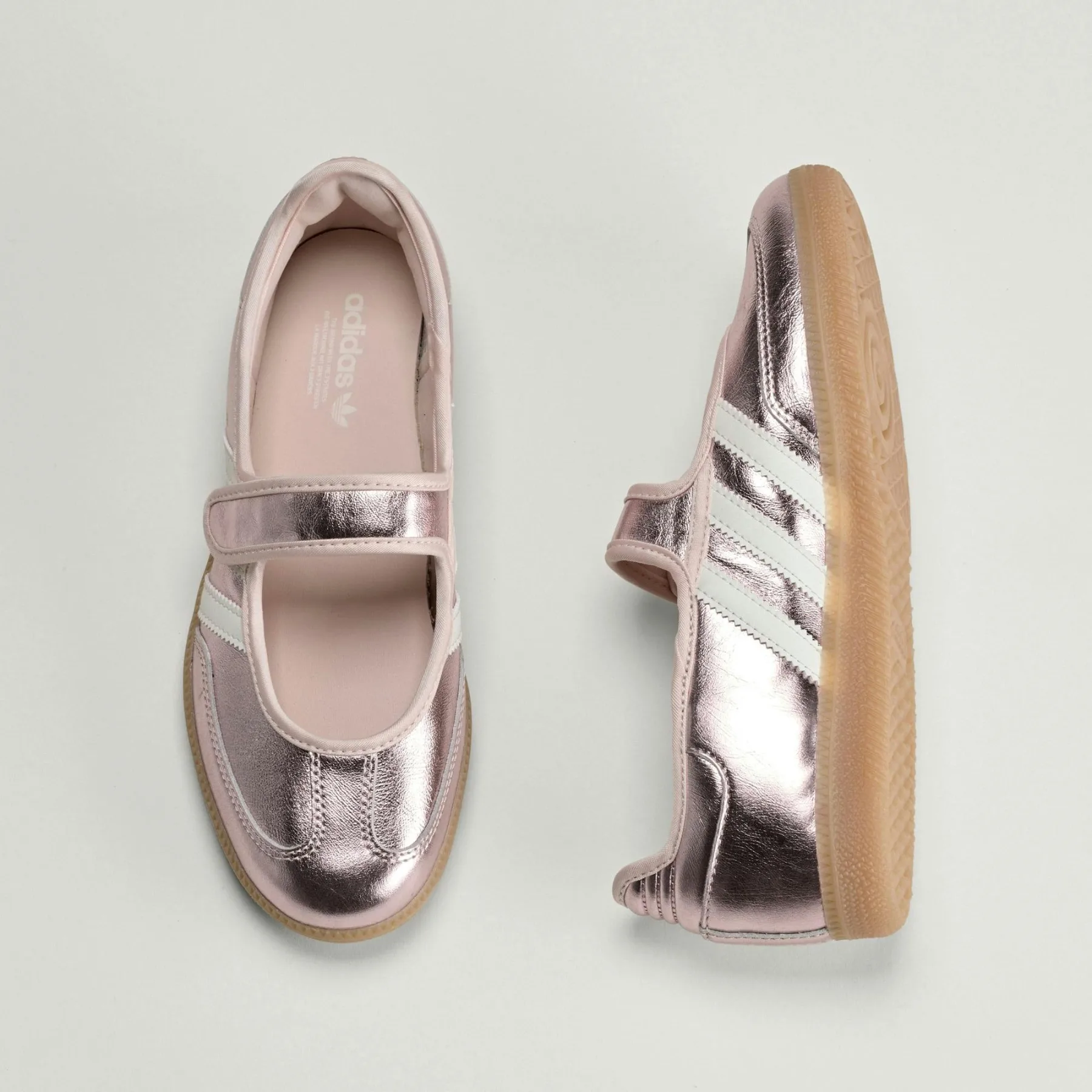 adidas Samba Mary Jane: Sijoča preobrazba kultne superge v baletno eleganco