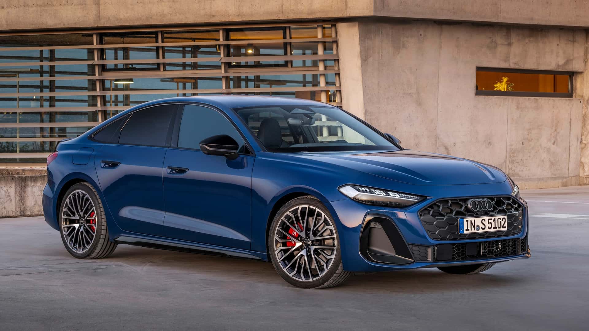 Adijo Audi A4, dobrodošel novi Audi A5: nova era izvrstnega kompaktnega avtomobila