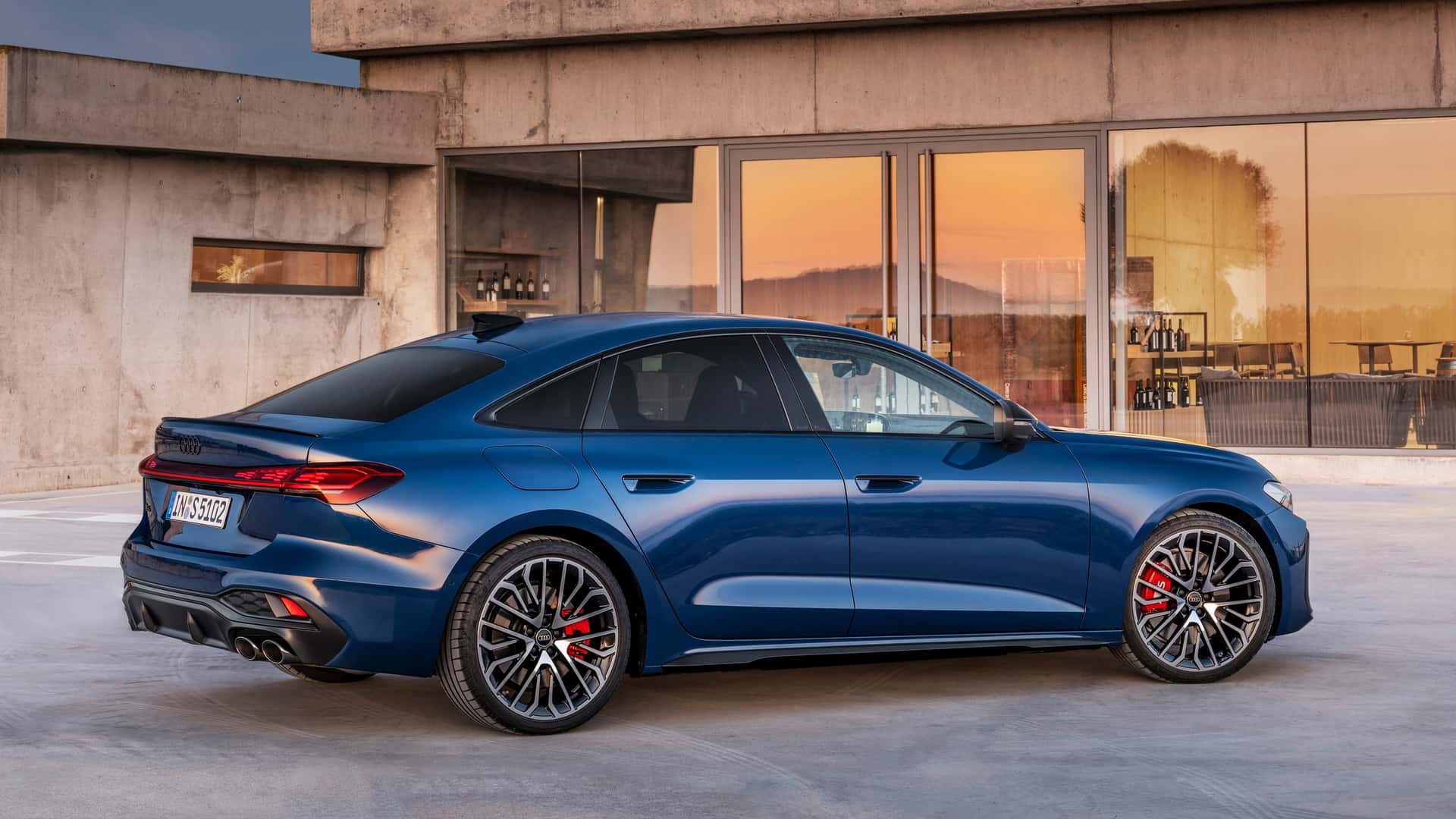 Adijo Audi A4, dobrodošel novi Audi A5: nova era izvrstnega kompaktnega avtomobila
