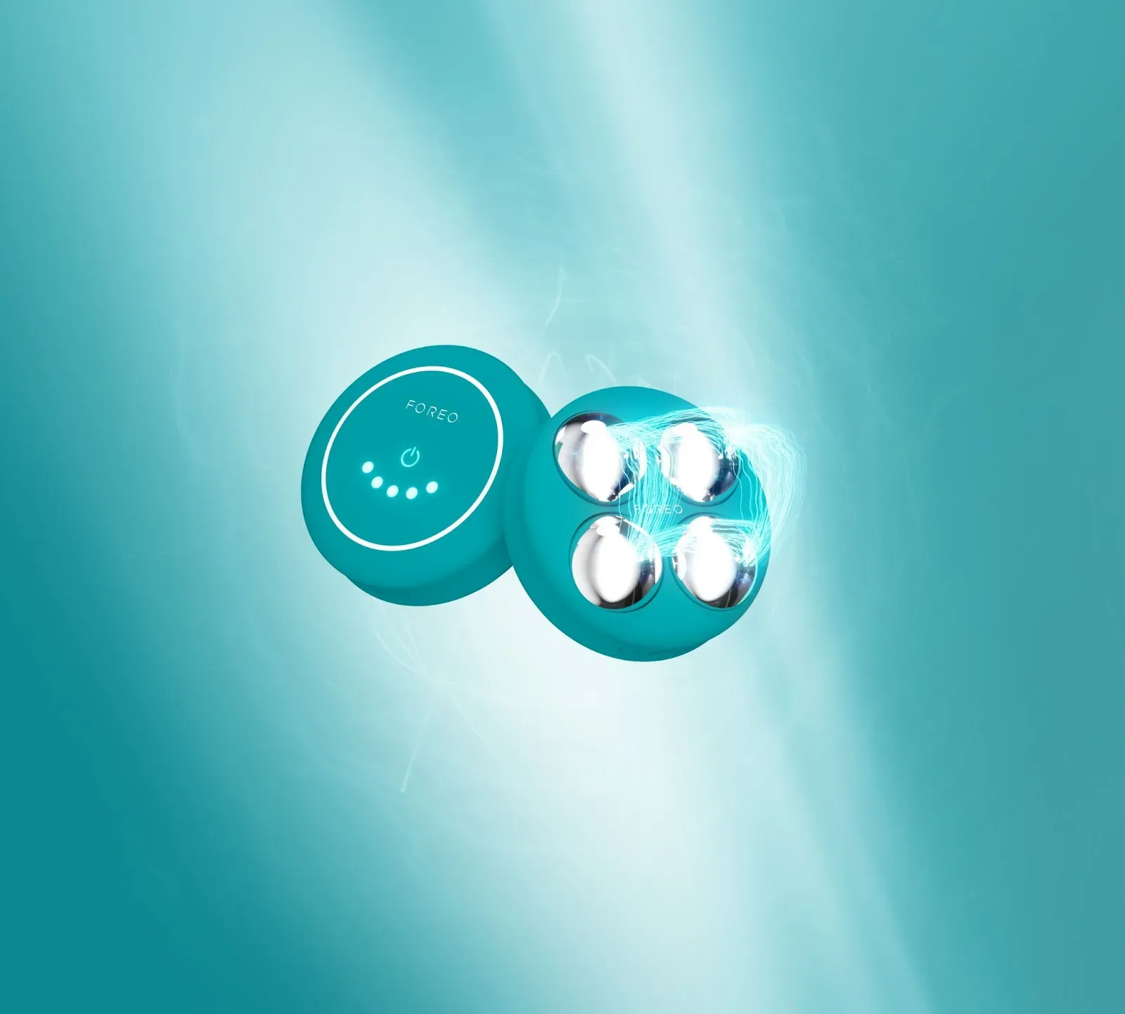 Adijo, fitnes! FOREO BEAR™ 2 body je edina vadba, ki jo boste želeli poleti početi na kavču