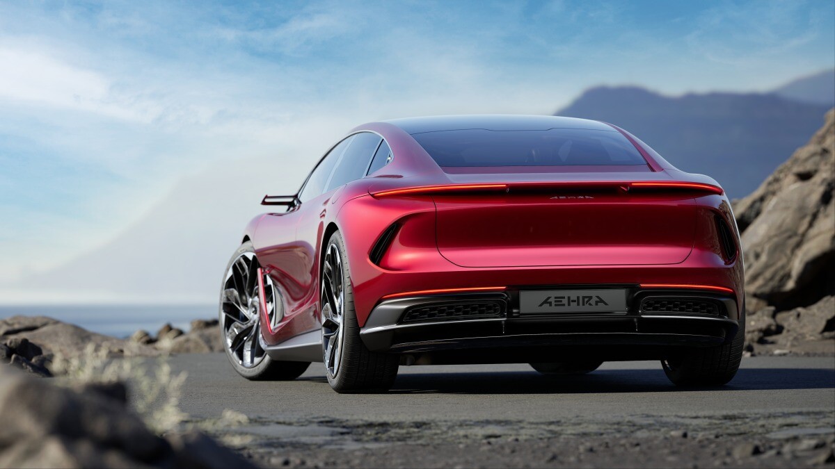 AEHRA SEDAN: velikopotezni električni avto iz Italije, ki ima doseg kar 800 kilometrov