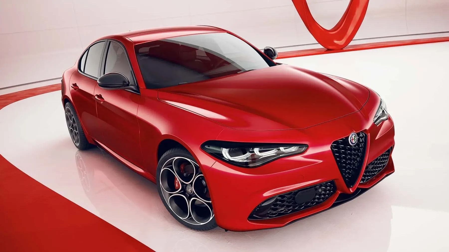 Alfa Romeo Giulia in Stelvio Pack Performance: zvezdnica, ki noče v pokoj – in hvala bogu za to