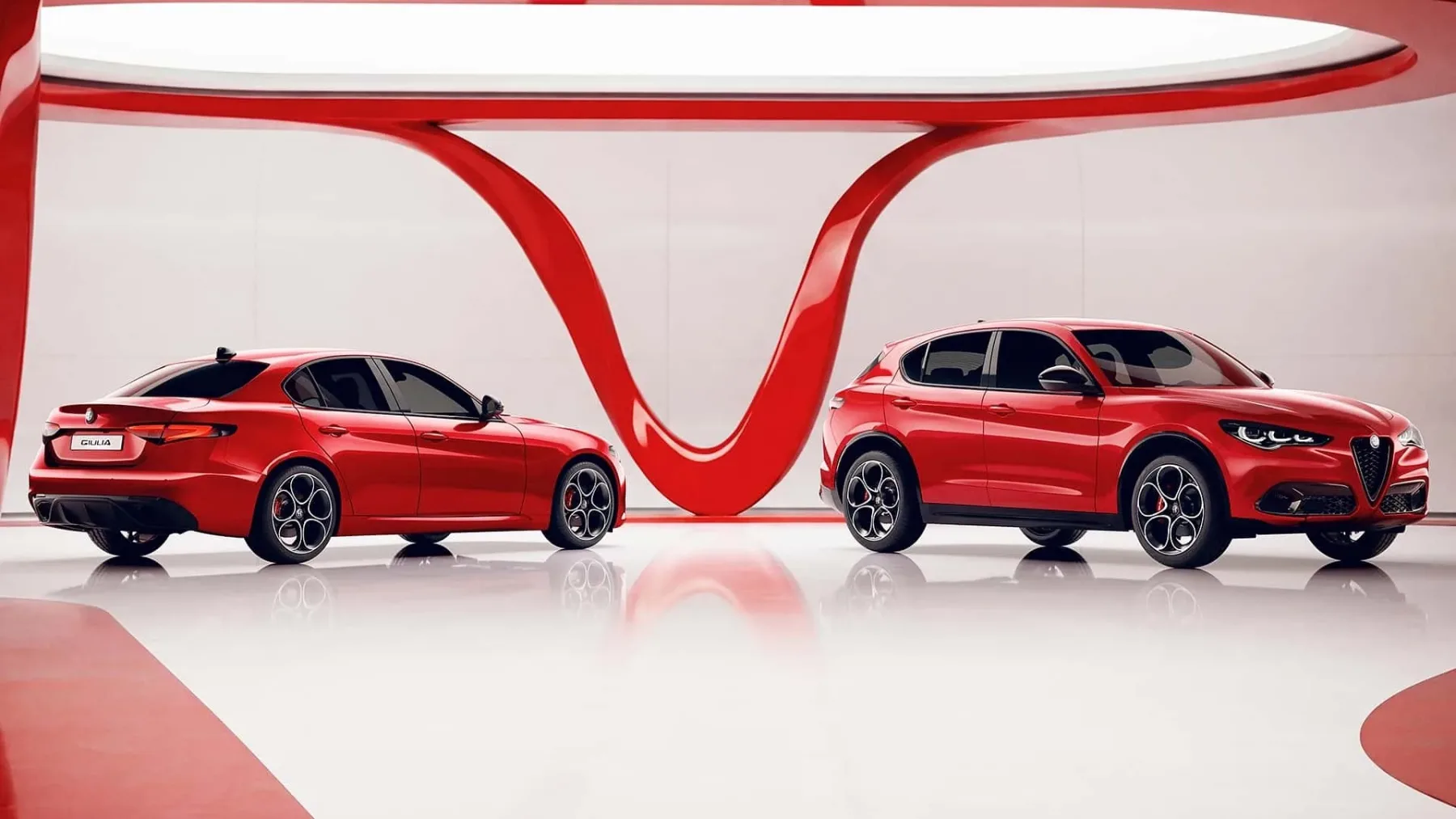 Alfa Romeo Giulia in Stelvio Pack Performance: zvezdnica, ki noče v pokoj – in hvala bogu za to