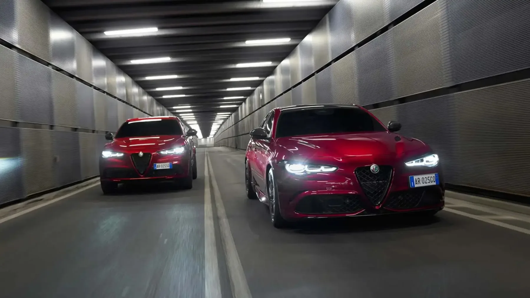 Alfa Romeo Giulia in Stelvio Quadrifoglio ‘Collezione’: V-6 se vrača, ker elektrika (še) ni dovolj seksi