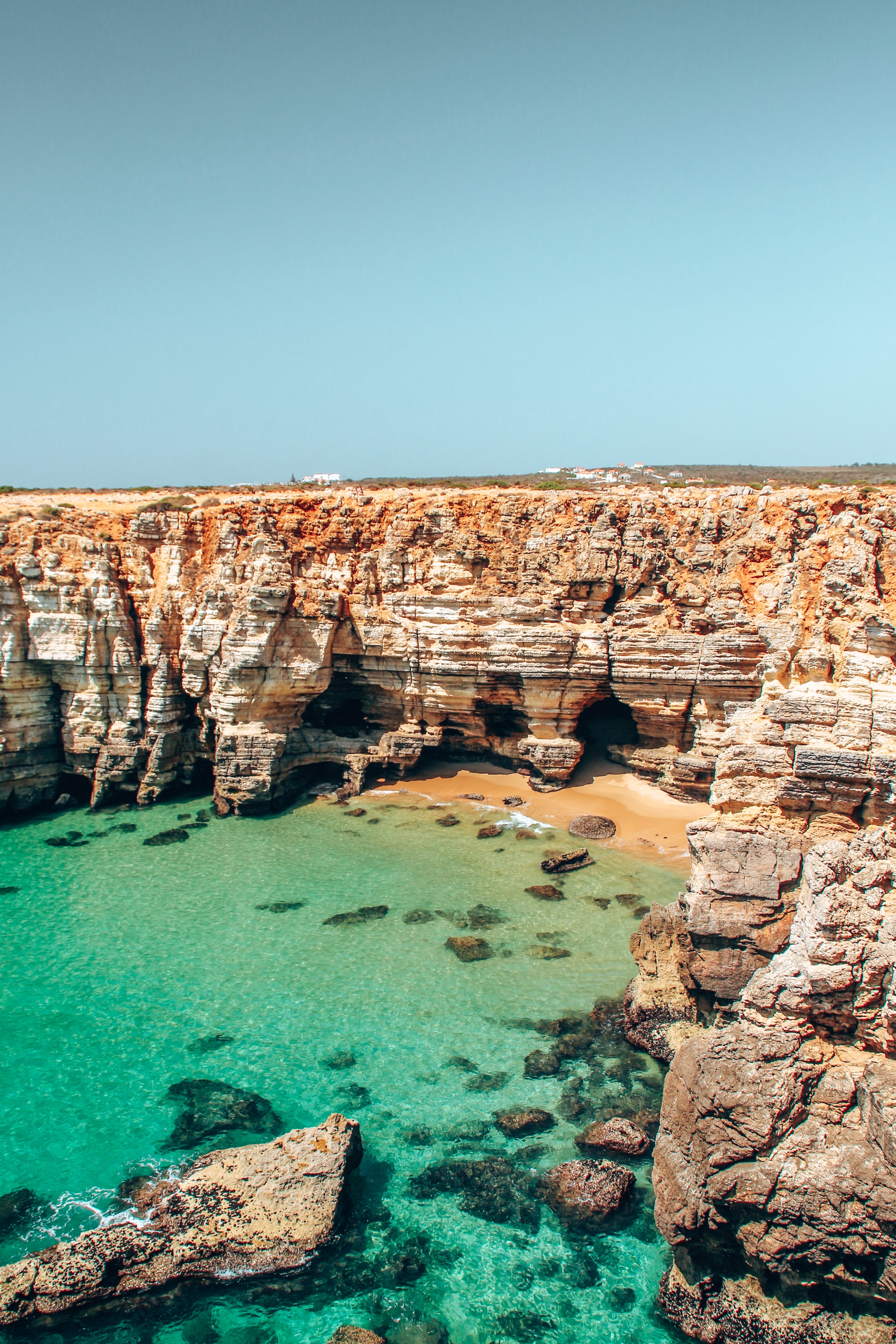 Algarve (Portugalska): Prehitite poletje in se prepustite soncu na jugu Portugalske