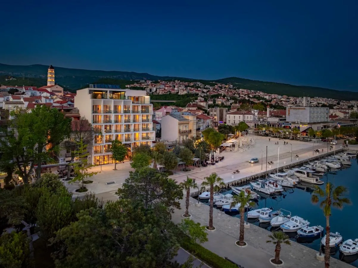 Aminess Younique Narrivi Hotel: Oaza luksuza ob Jadranskem morju