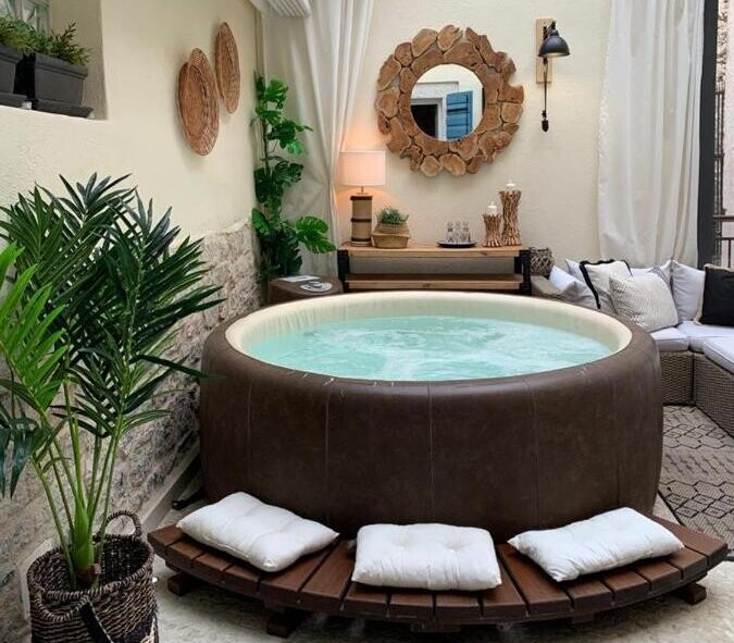 Apartment Luxury Palace No1: užitkarski apartmaji z jacuzzijem v centru Splita