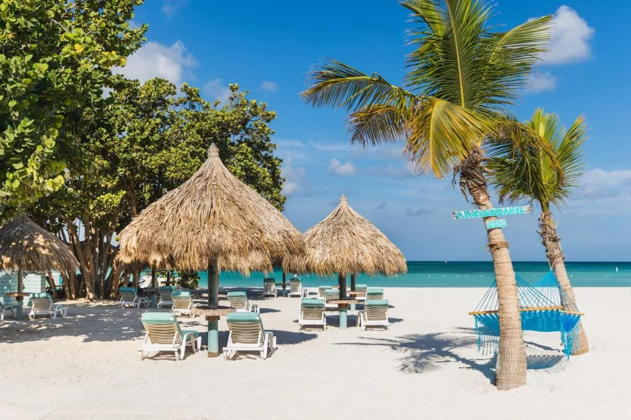 Aruba, kokos in zasebni bazen: Boardwalk Boutique Hotel ve, kako se razvajati in odklopiti!
