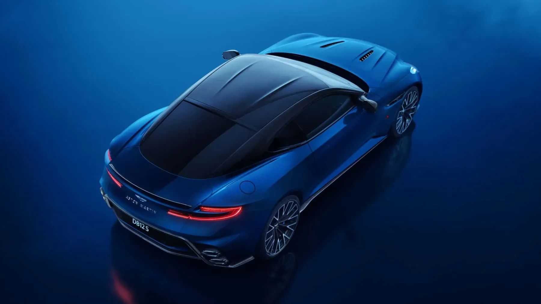 Aston Martin DB12 S: Ko »še malo več« postane umetnost