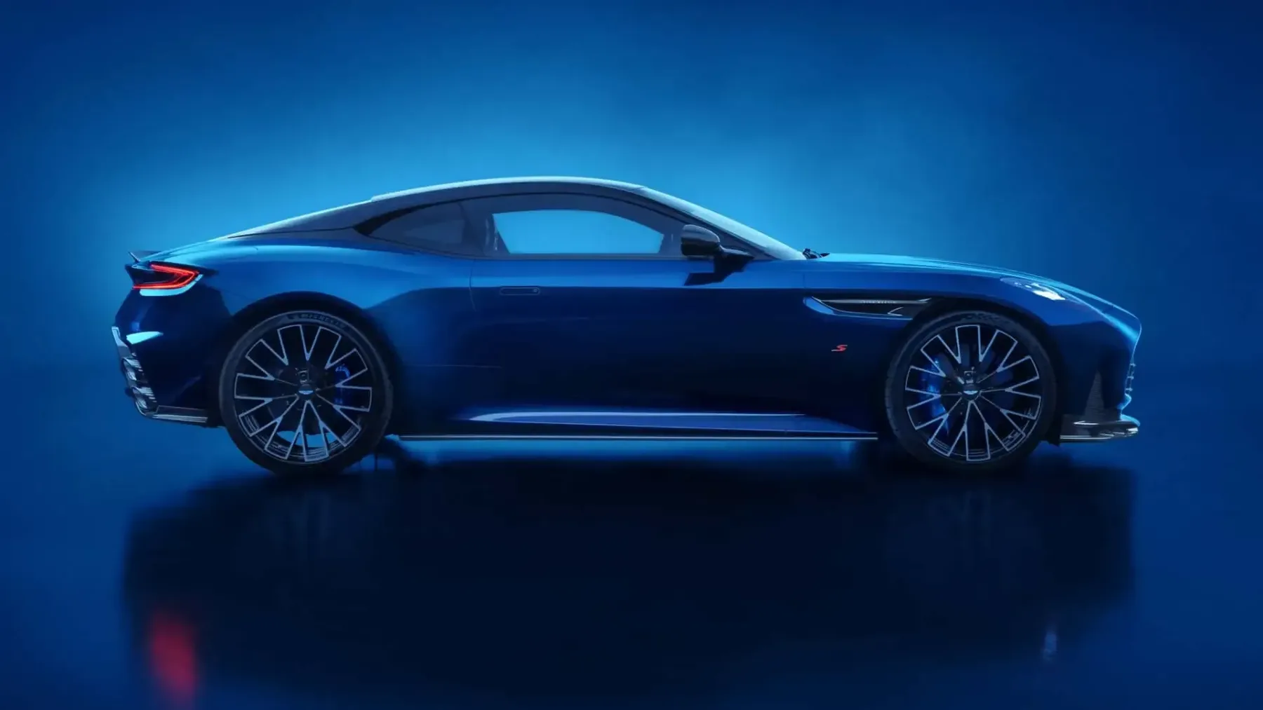 Aston Martin DB12 S: Ko »še malo več« postane umetnost