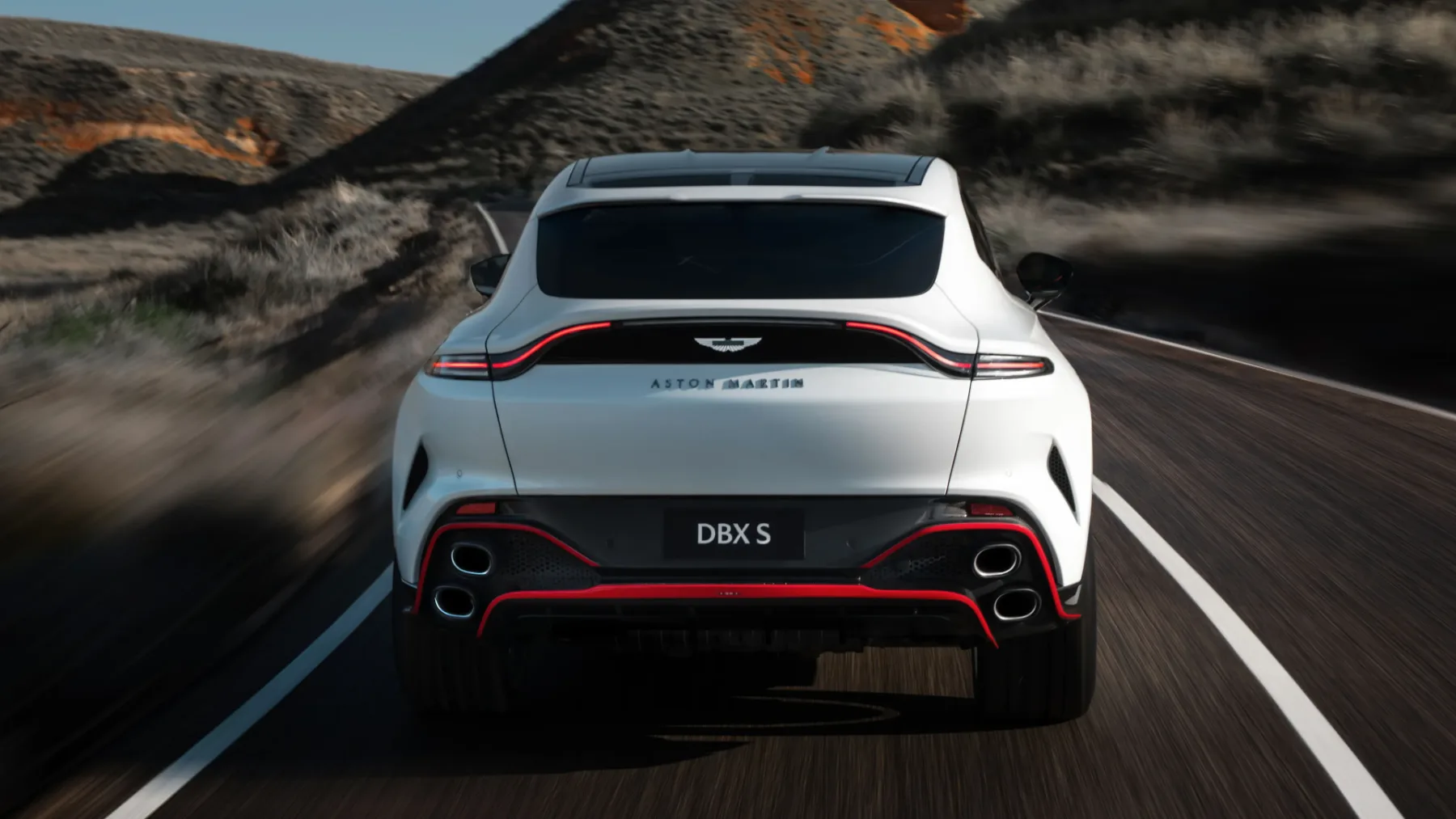 Aston Martin DBX S: najmočnejši SUV brez elektrike, ki je kdaj prišel iz Gaydona – odgovor na Ferrari Purosangue