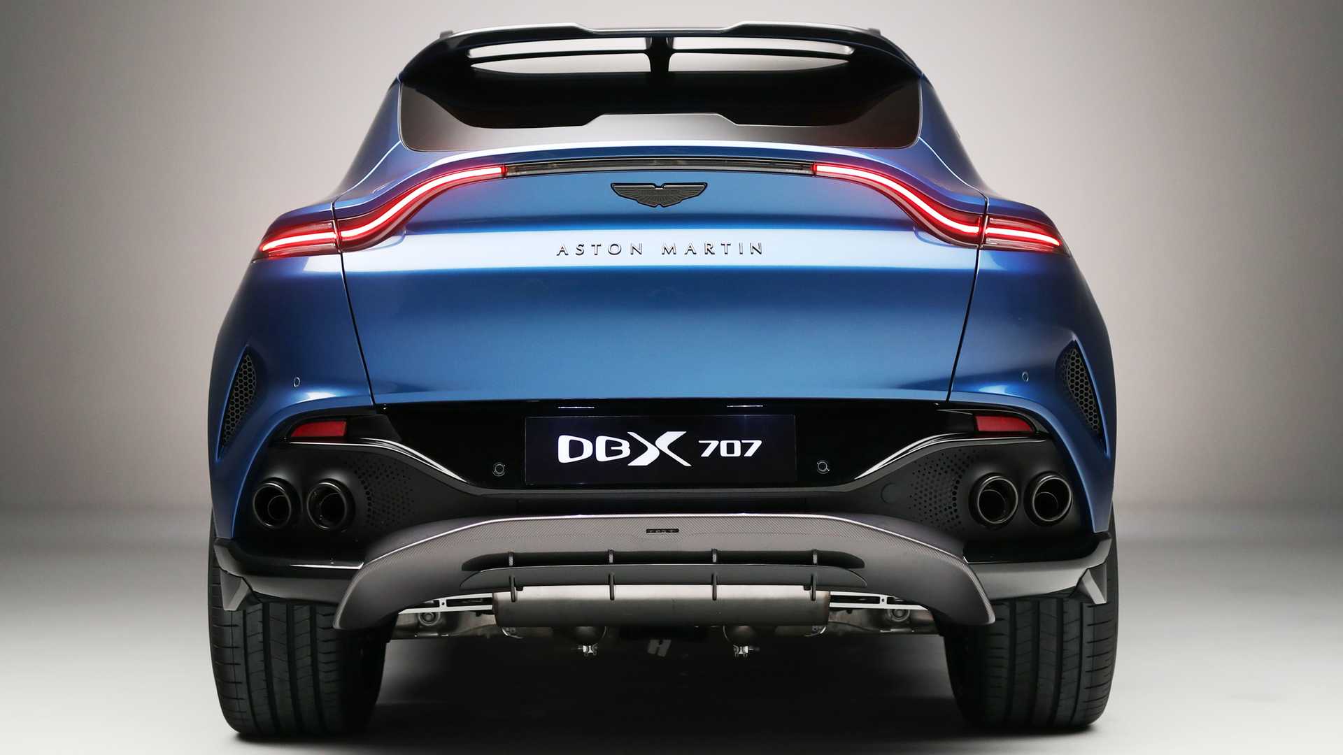 aston-martin-dbx70713