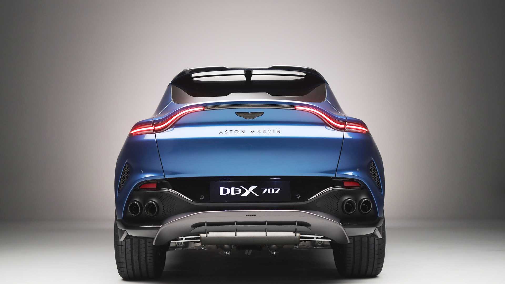 Aston Martin DBX707: če bi James Bond kupil terenca