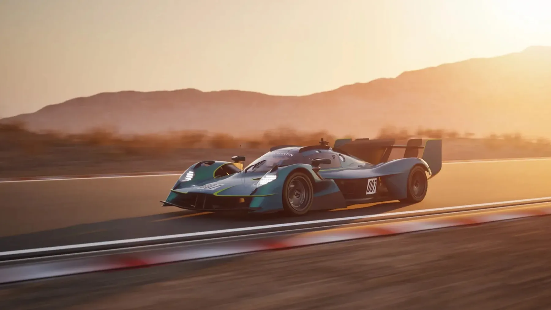 Aston Martin Valkyrie LM – le 10 zverin za Le Mans sanje