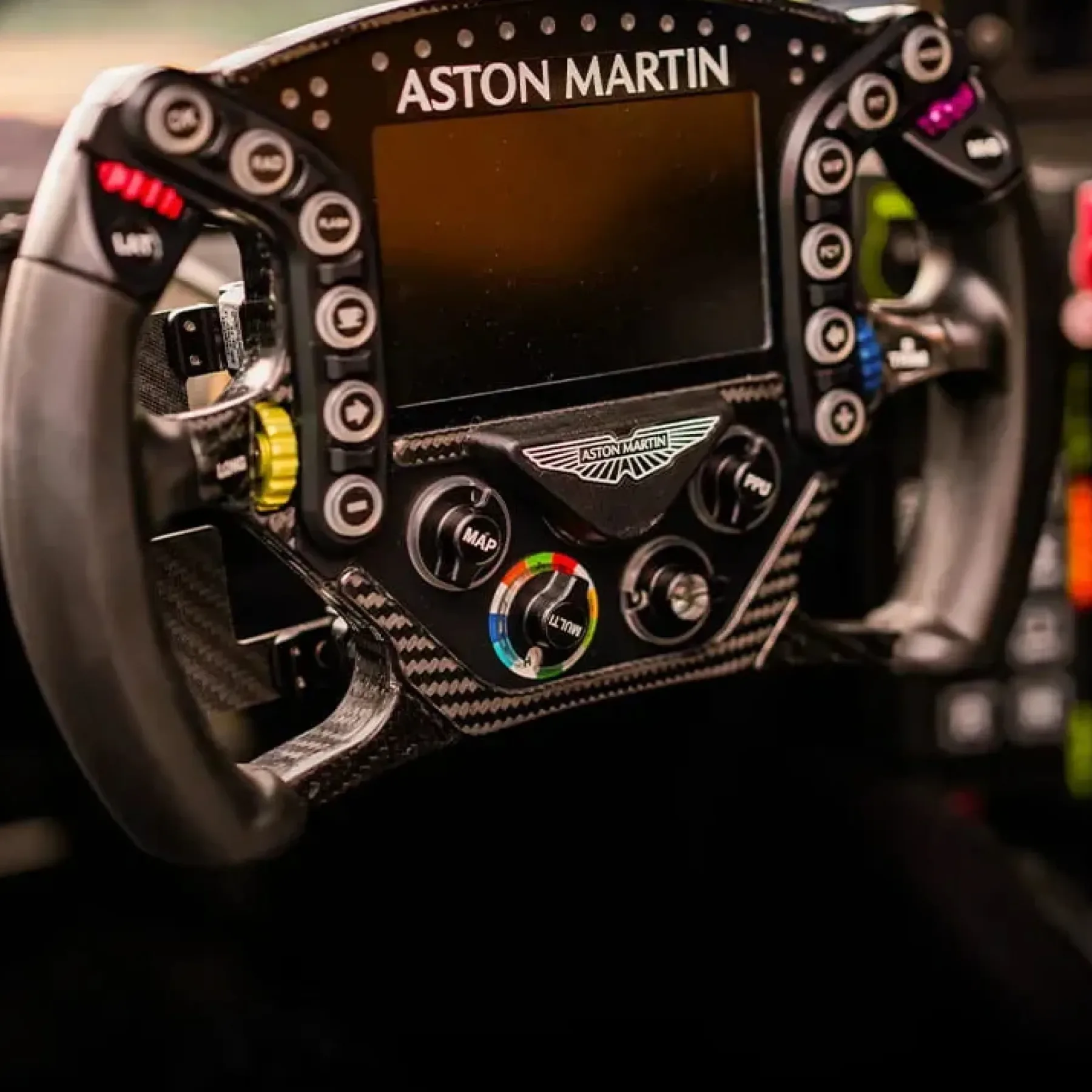 Aston Martin Valkyrie LM – le 10 zverin za Le Mans sanje