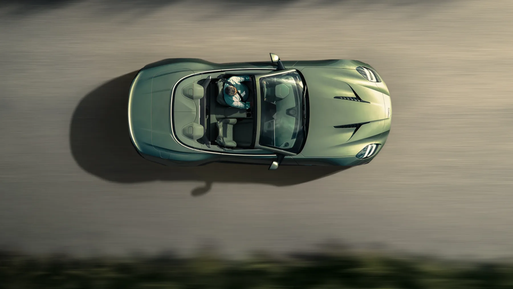 Aston Martin Vanquish Volante (2026): najlepši V12 kabriolet na svetu