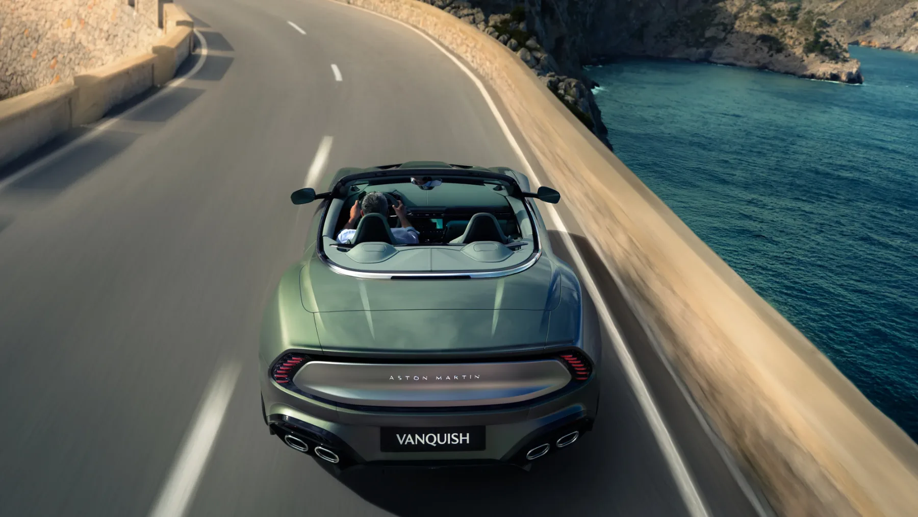 Aston Martin Vanquish Volante (2026): najlepši V12 kabriolet na svetu
