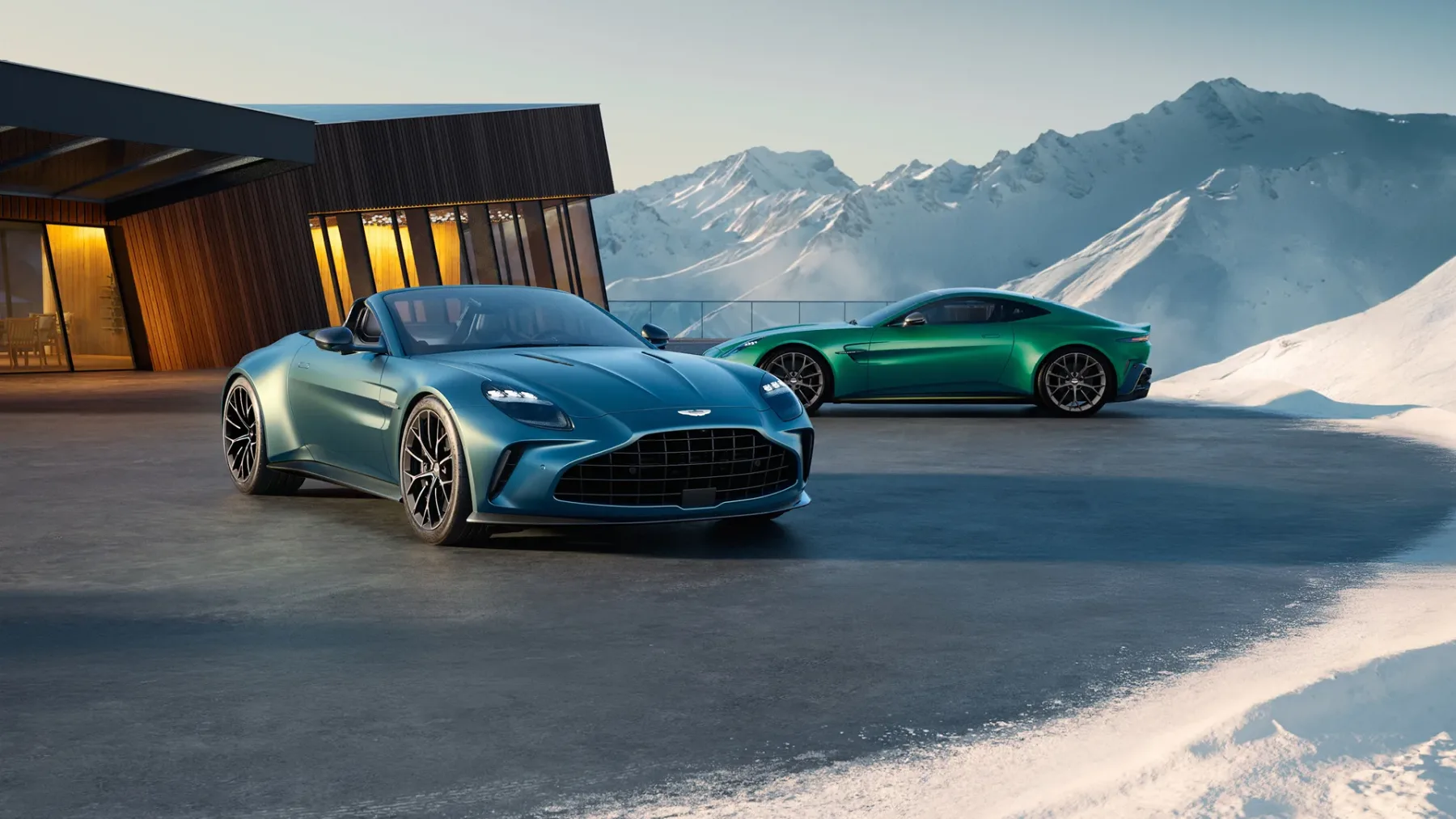 Aston Martin Vantage Roadster 2025: vrhunec elegance in zmogljivosti