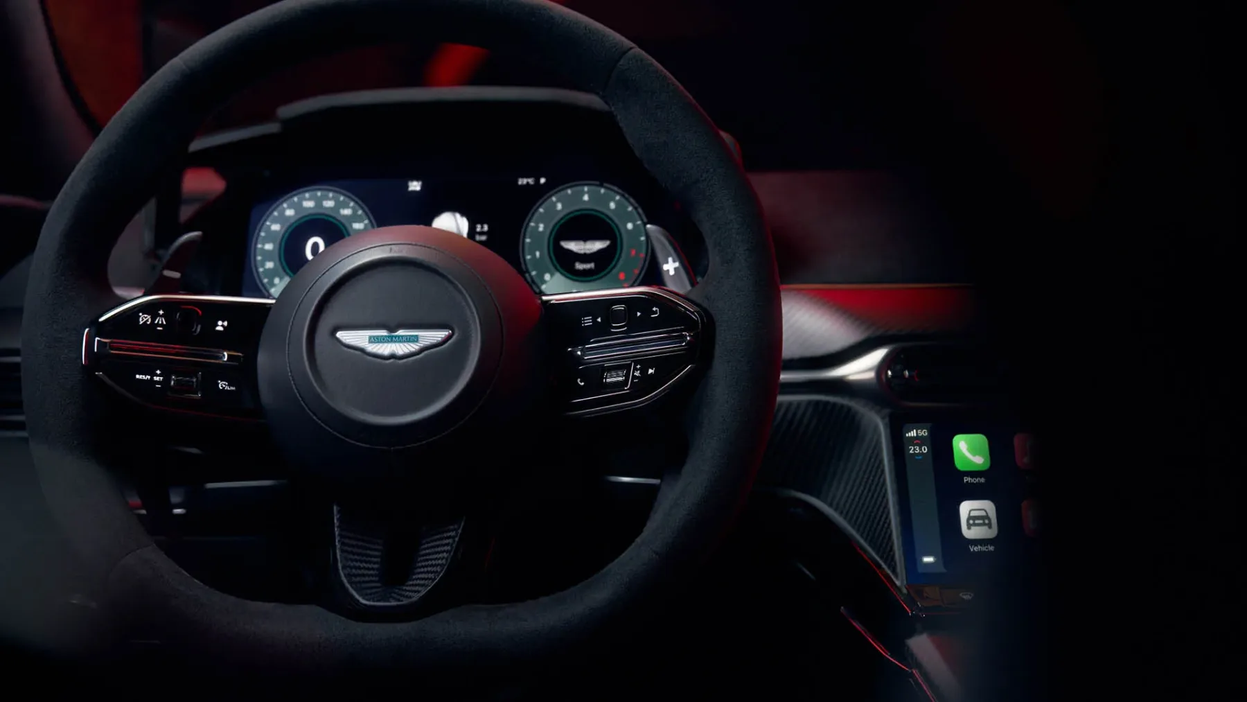 Aston Martin Vantage S 2026 – britanski aristokrat, ki si je nataknil boksarske rokavice