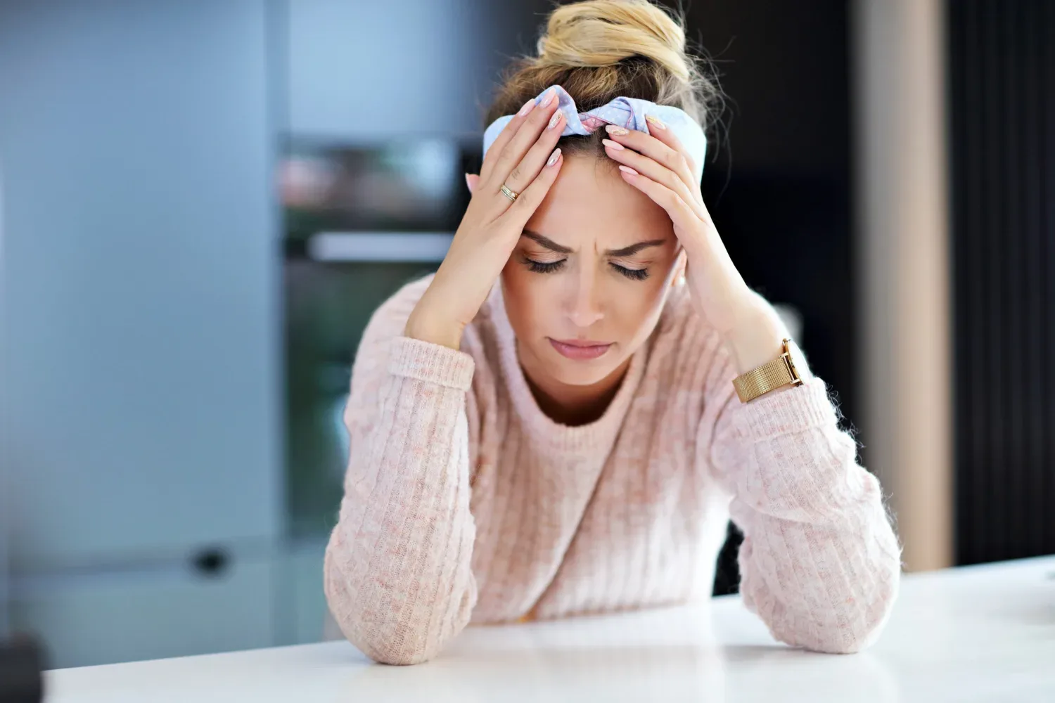 Astrološko znamenje, ki je največji “control freak”: Obsedeno išče popolnost – in pri tem nikoli ne popušča