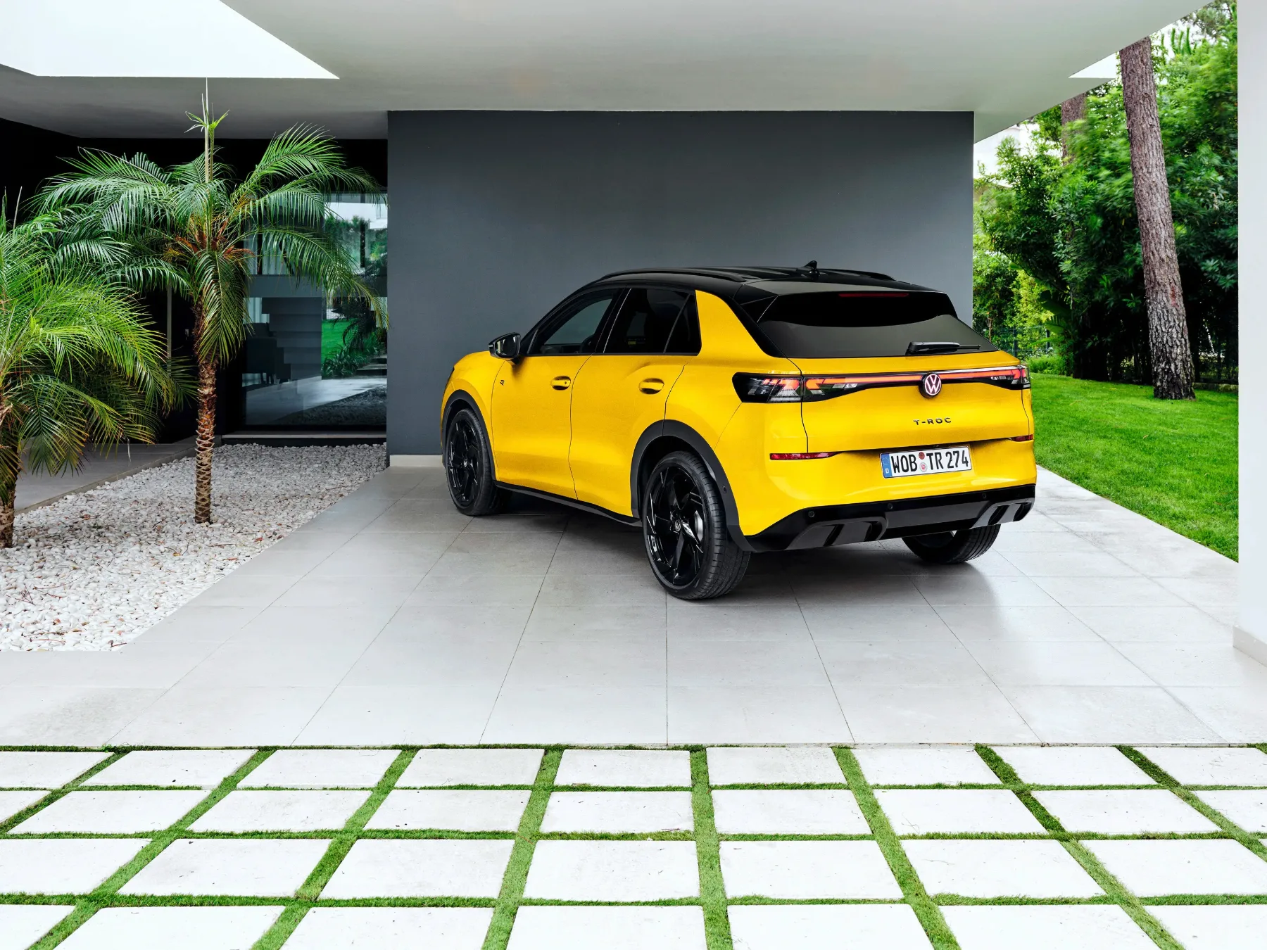 Auč: Volkswagen T-Roc 2025 – privlačen, dodelan in dražji kot kadarkoli – toda ali je res boljši?