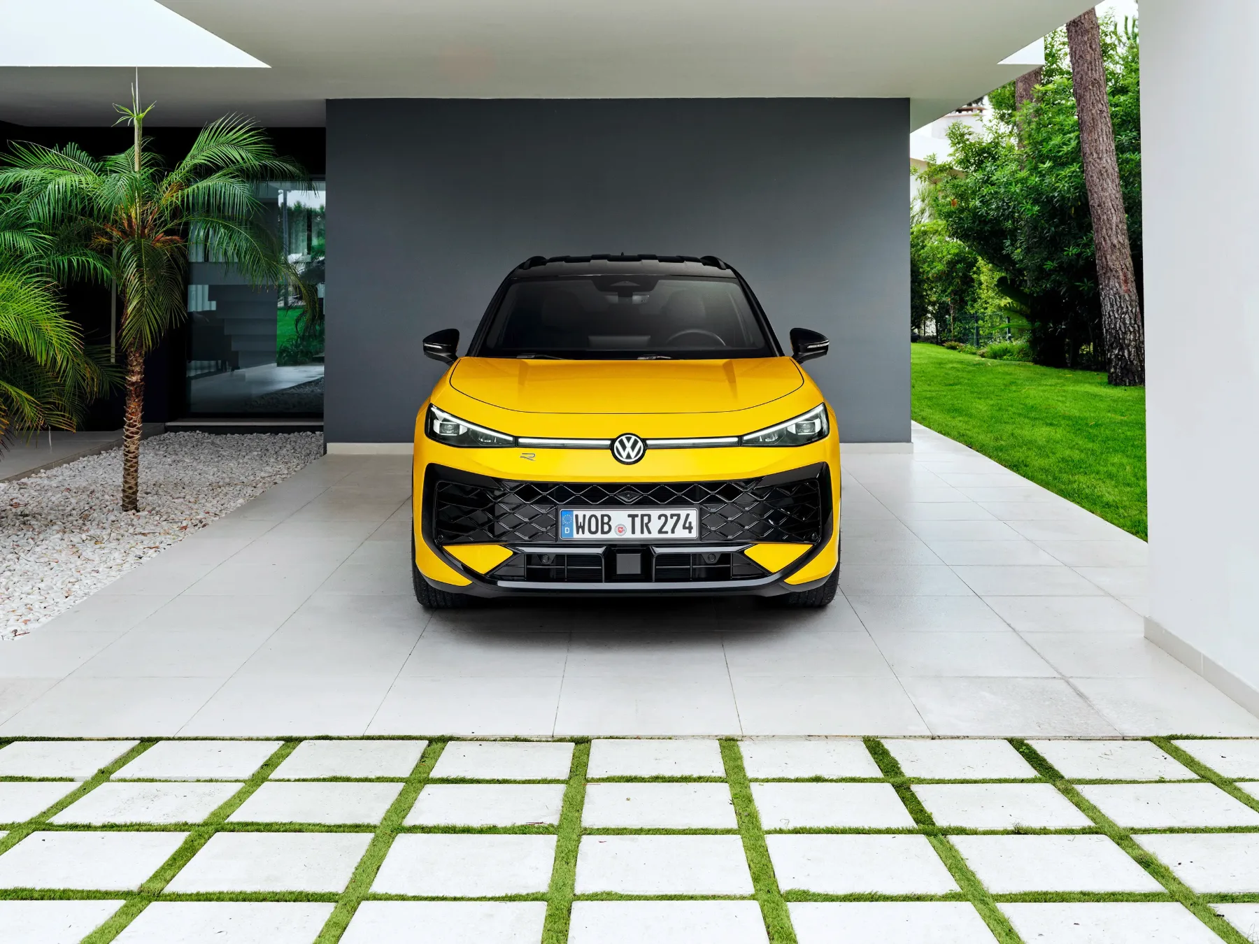 Auč: Volkswagen T-Roc 2025 – privlačen, dodelan in dražji kot kadarkoli – toda ali je res boljši?