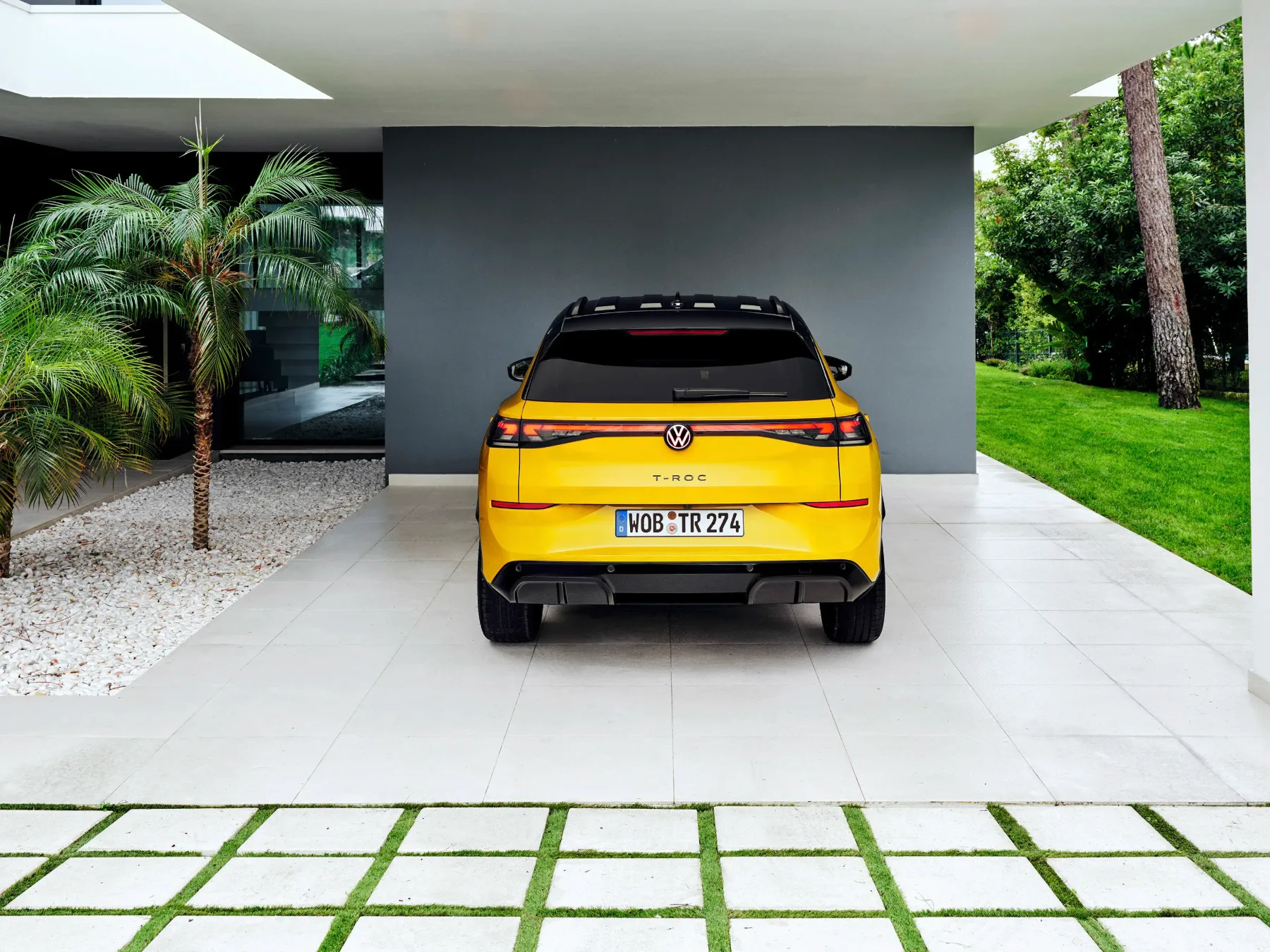 Auč: Volkswagen T-Roc 2025 – privlačen, dodelan in dražji kot kadarkoli – toda ali je res boljši?
