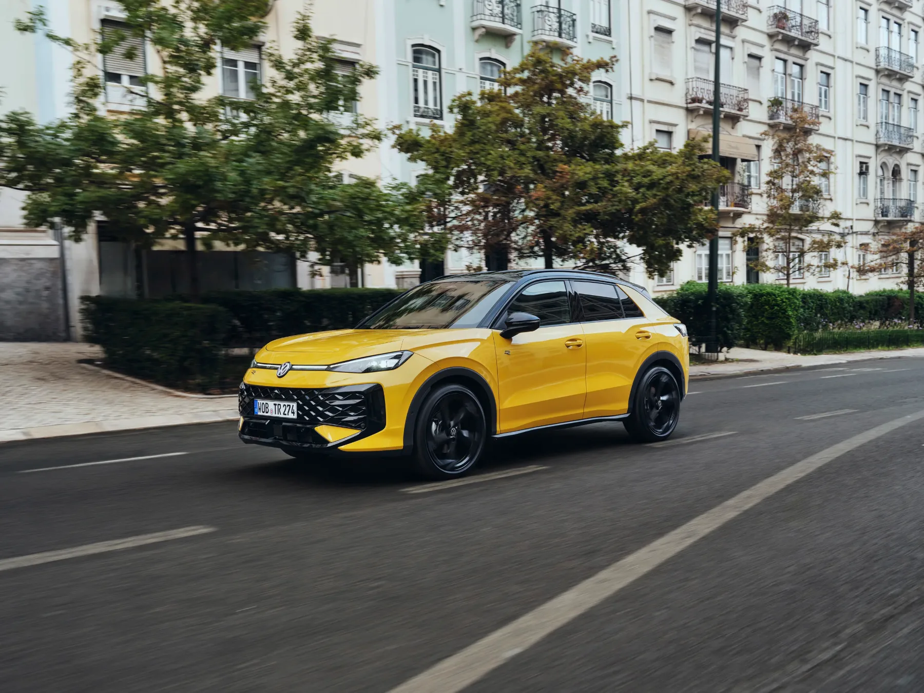 Auč: Volkswagen T-Roc 2025 – privlačen, dodelan in dražji kot kadarkoli – toda ali je res boljši?