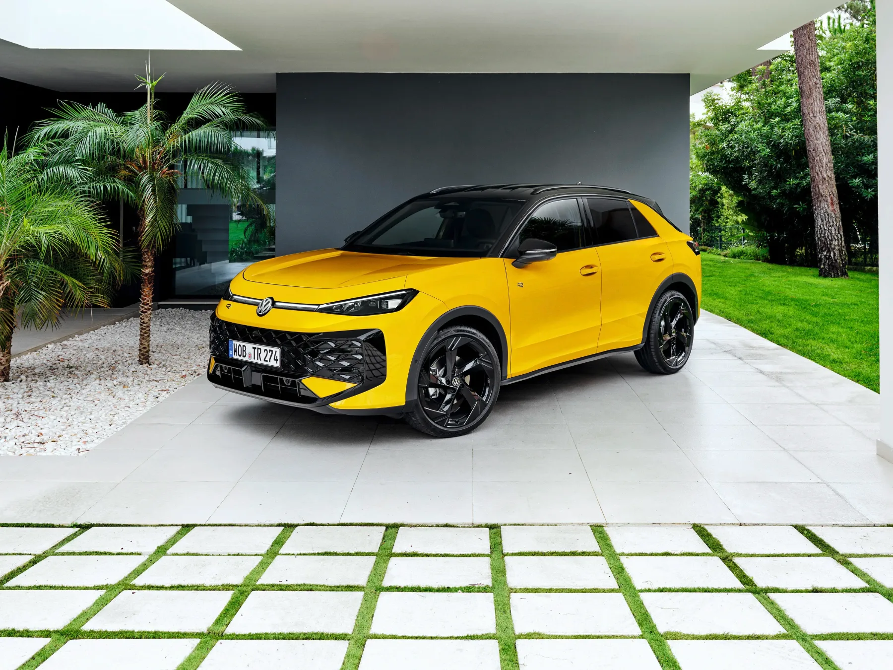 Auč: Volkswagen T-Roc 2025 – privlačen, dodelan in dražji kot kadarkoli – toda ali je res boljši?
