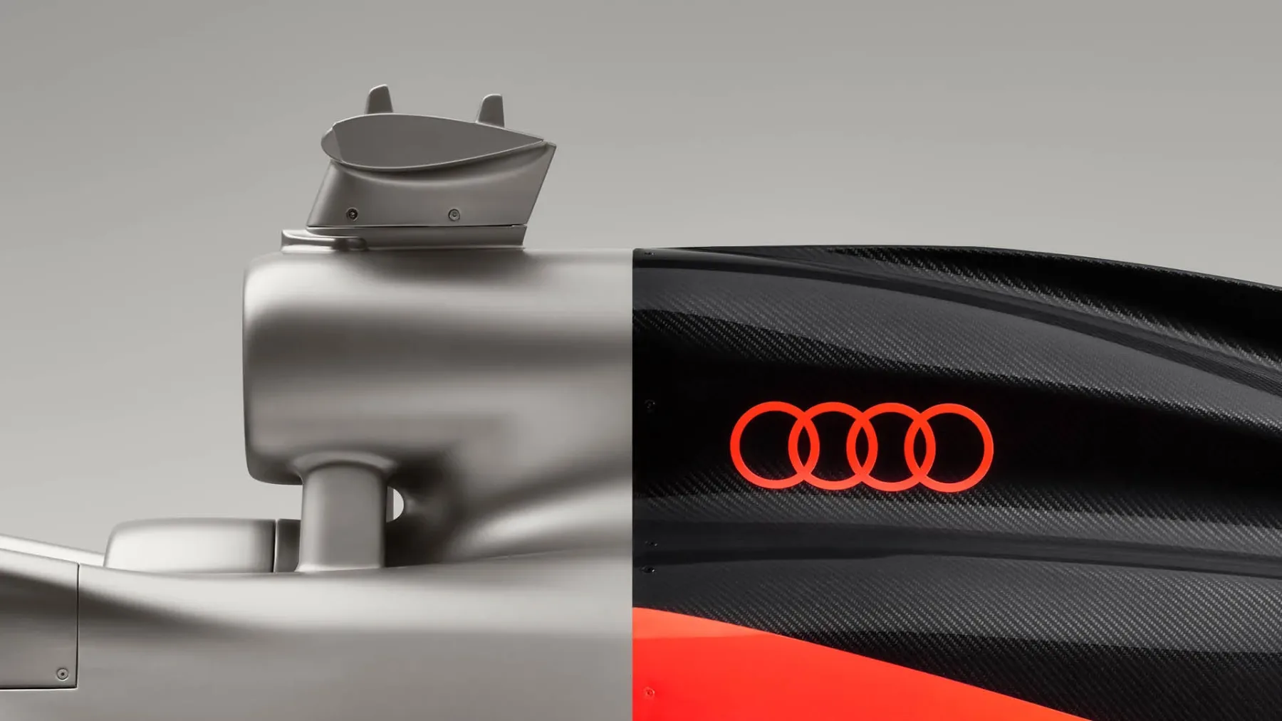 Audi F1 2026 – Audi vstopa v formulo 1 in zato je 115 dni pred začetkom sezone razkril svoj dirkalnik in novo identiteto