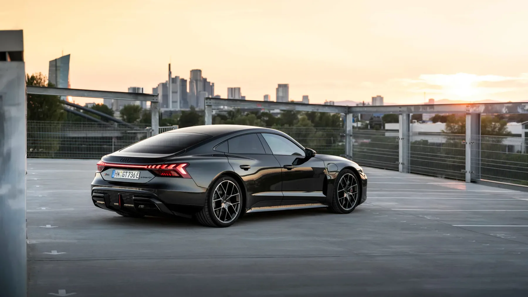 Audi RS e-tron GT Perfomance: 925 konjem in najmočnejši serijski Audi RS
