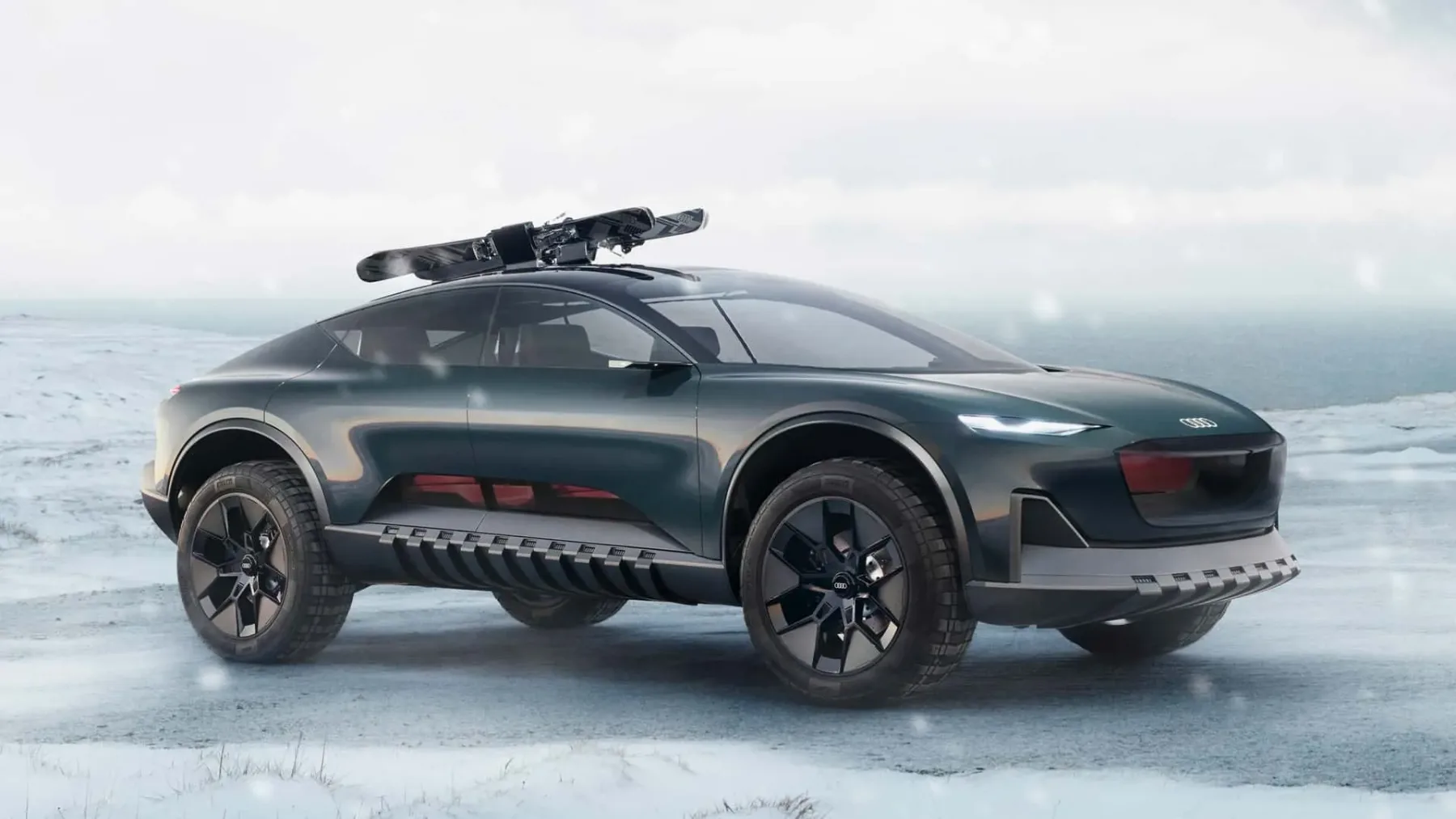 Audi terenec: Mercedes G-Class dobi tekmeca – Audi pripravlja svoj terenski monstrum