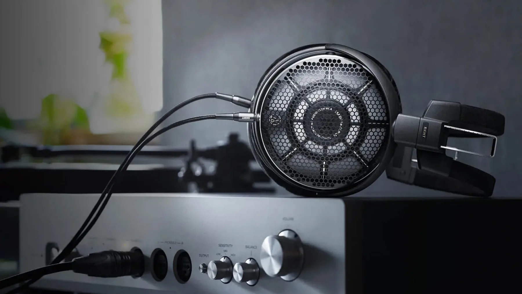 Audio-Technica ATH-ADX7000: slušalke, ki odprto poslušanje dvignejo v stratosfero