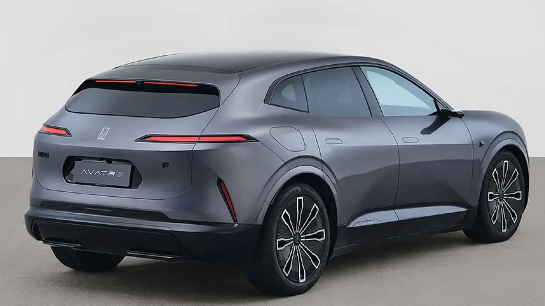 Avatr 07 je odličen SUV in tihi ubijalec evropske konkurence ter Tesla na kitajskem avtomobilskem trgu – Huawei vrača udarec
