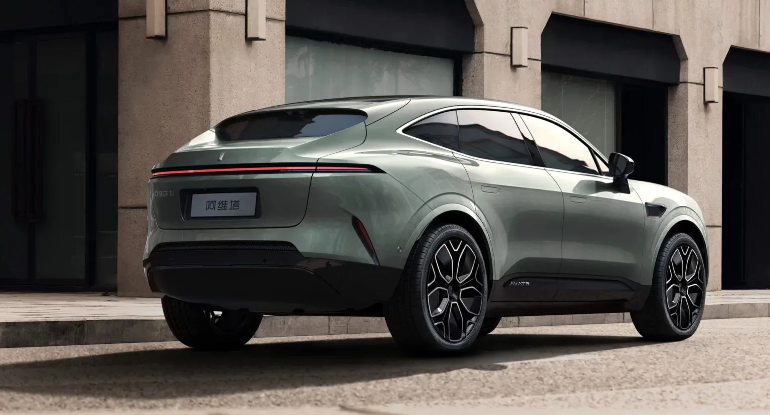 Avatr 11 AWD – Električni SUV prihodnosti po kitajskih standardih