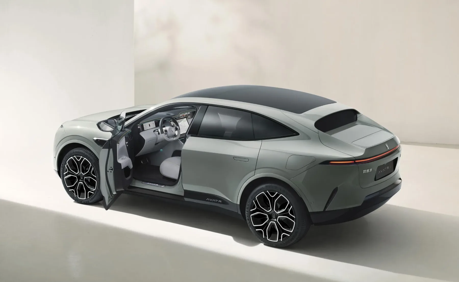 Avatr 11 AWD – Električni SUV prihodnosti po kitajskih standardih