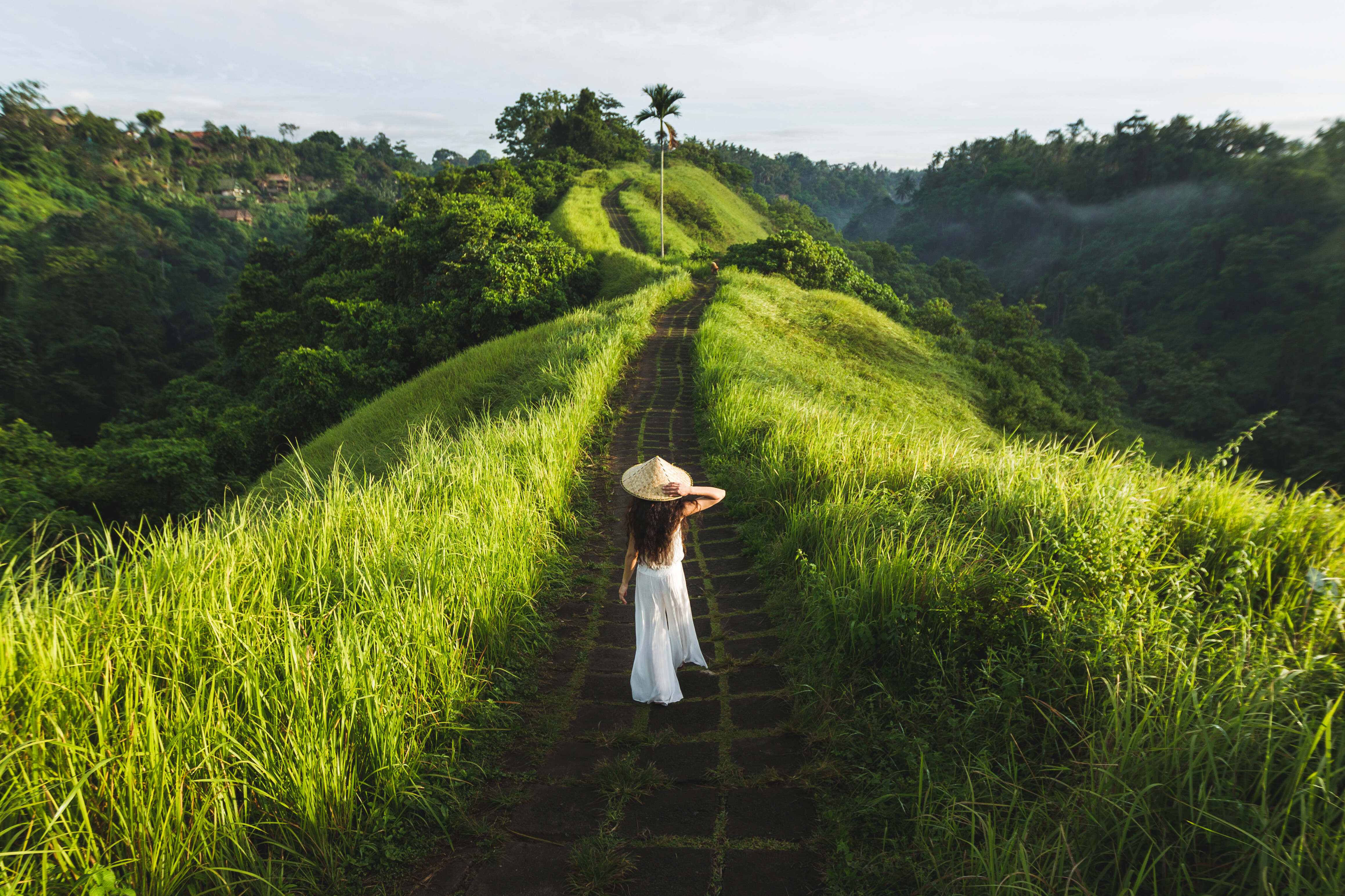 Bali: rajska destinacija za hedoniste, surfarje in jogije