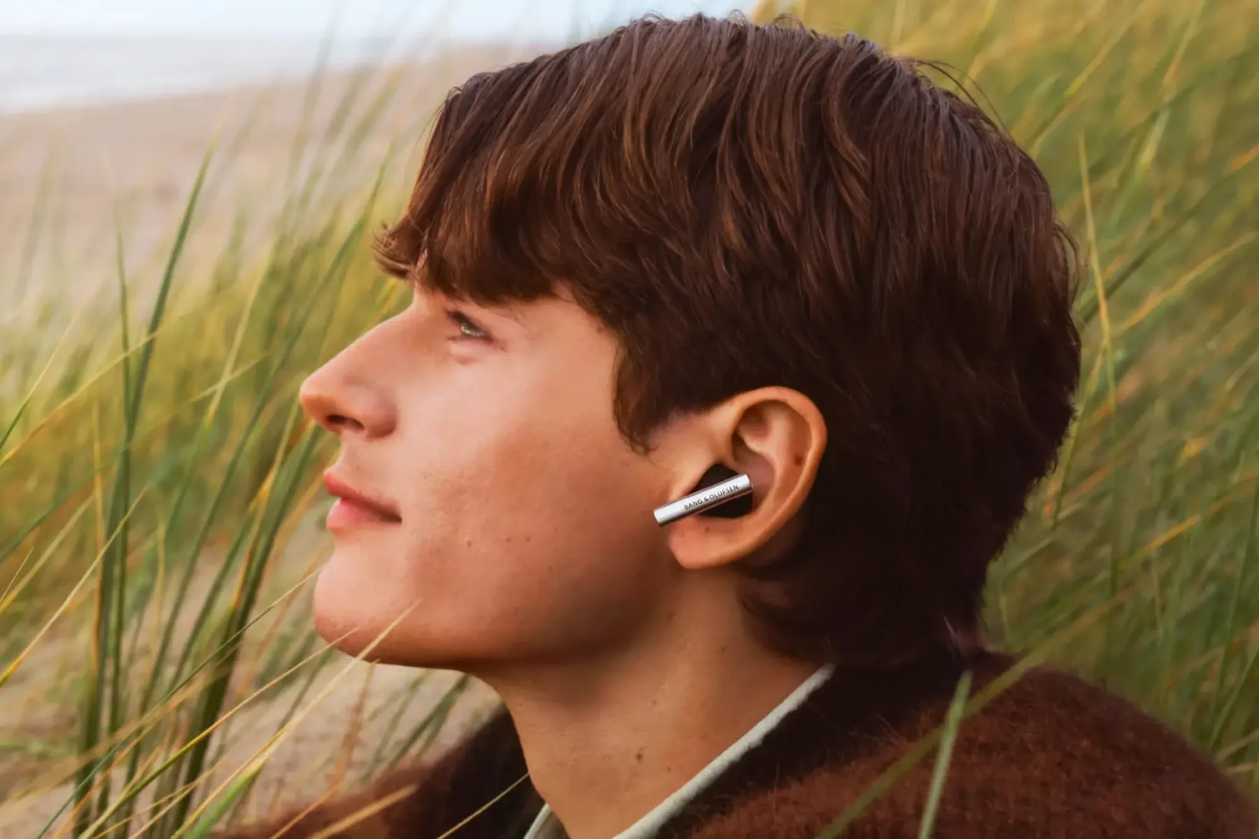 Bang & Olufsen Beo Grace 2025: Slušalke za 1.500 € – nakit za ušesa ali studijski inštrument?