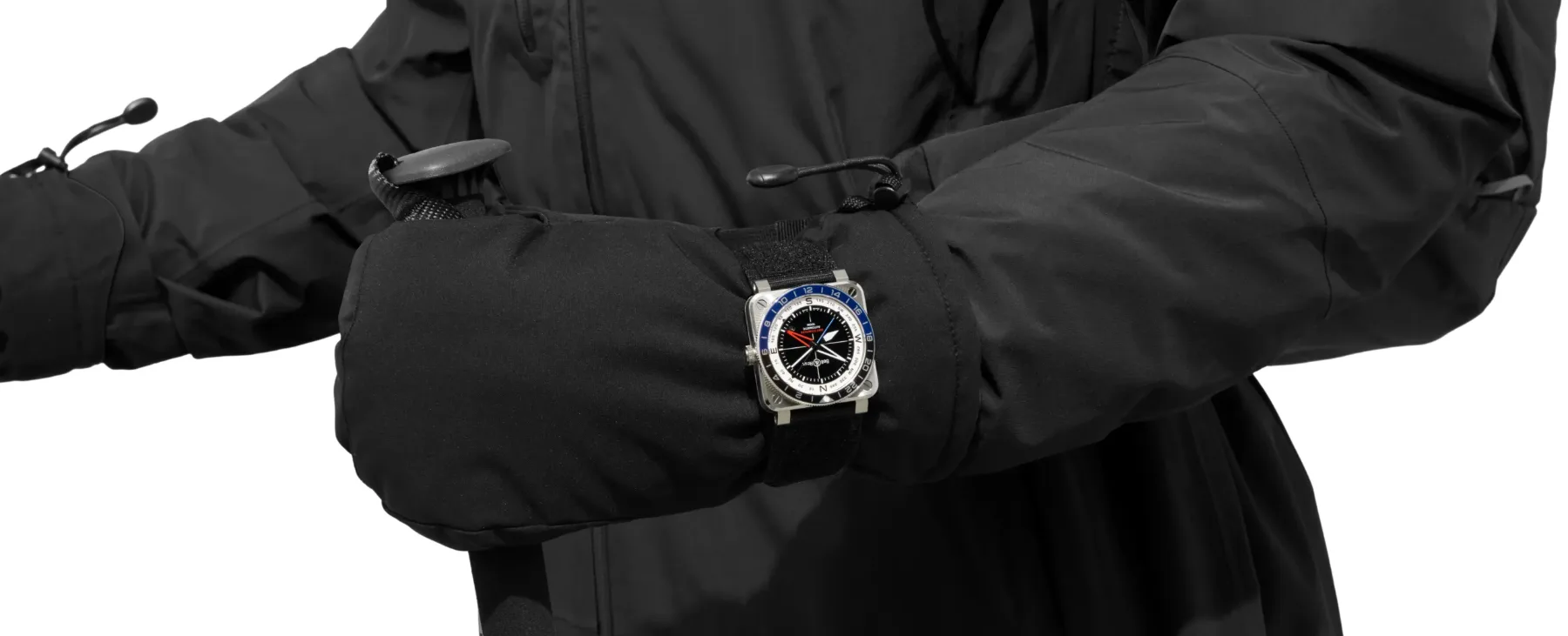 Bell & Ross BR-03 GMT Compass: Popotniška ura, ki postane pravi kompas