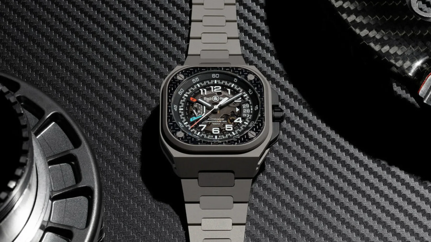 Bell & Ross BR-X5 Racing: Ura, ki združuje eleganco avtomobilizma in visoko tehnologijo