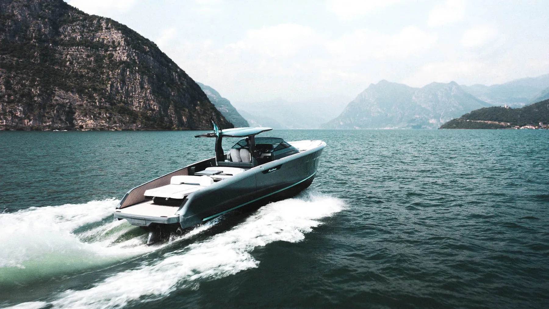 Bellini Astor 36: Italijanski “Beach Club”, ki bo redefiniral poletja na Jadranu