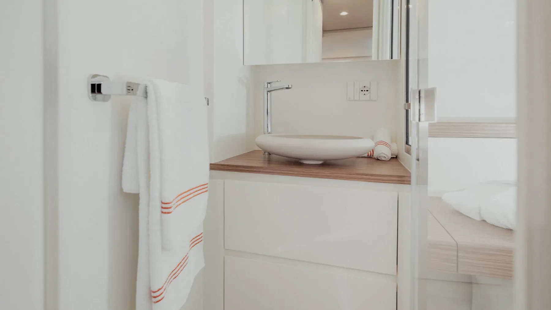 Bellini Astor 36: Italijanski “Beach Club”, ki bo redefiniral poletja na Jadranu