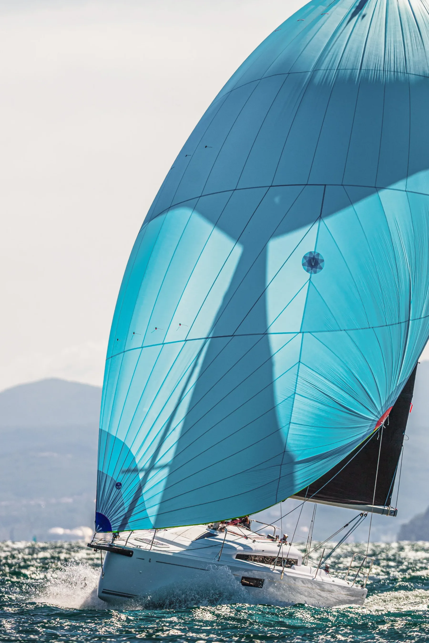 Beneteau First 30: Slovenski jadralski stroj, ki je osramotil navtično elito