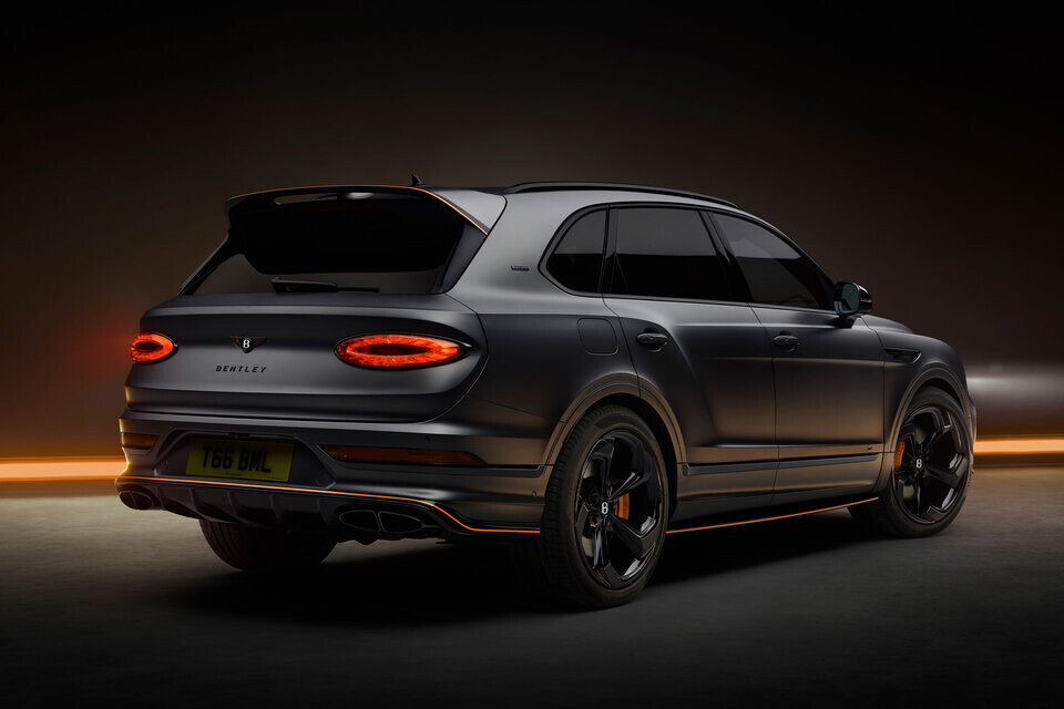 Bentley Bentayga S Black Edition: Igra senc in luksuza